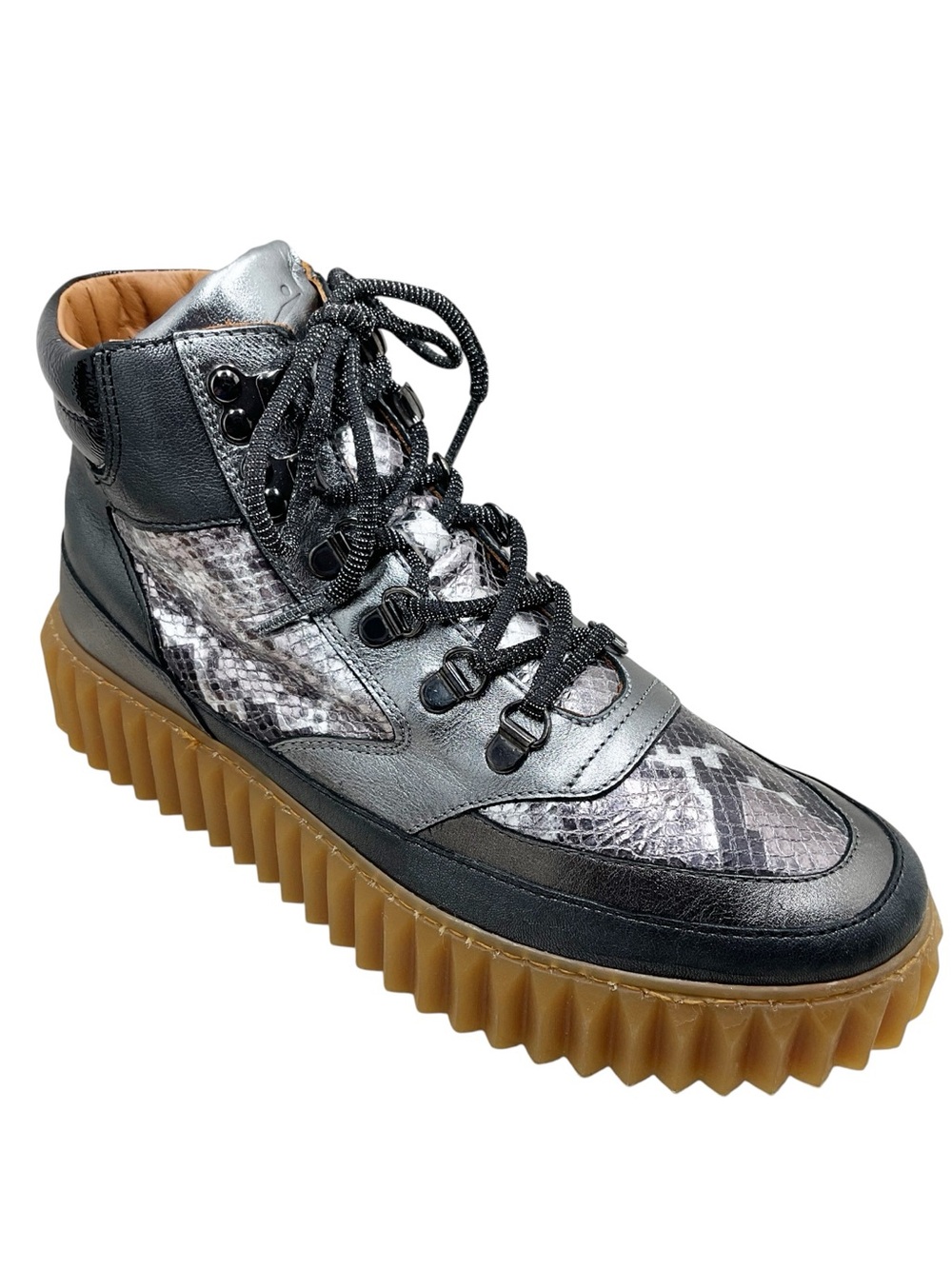 {Voile Blanche} Eva Hikers Platform Hiker Sneakers